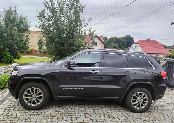 Jeep Grand Cherokee cena 99000 przebieg: 120000, rok produkcji 2015 z Opole Lubelskie małe 211